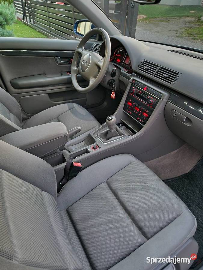 Audi A4 B6 20 benzyna Bez korozji 2 komplety kół ABS A4 Rzeszów