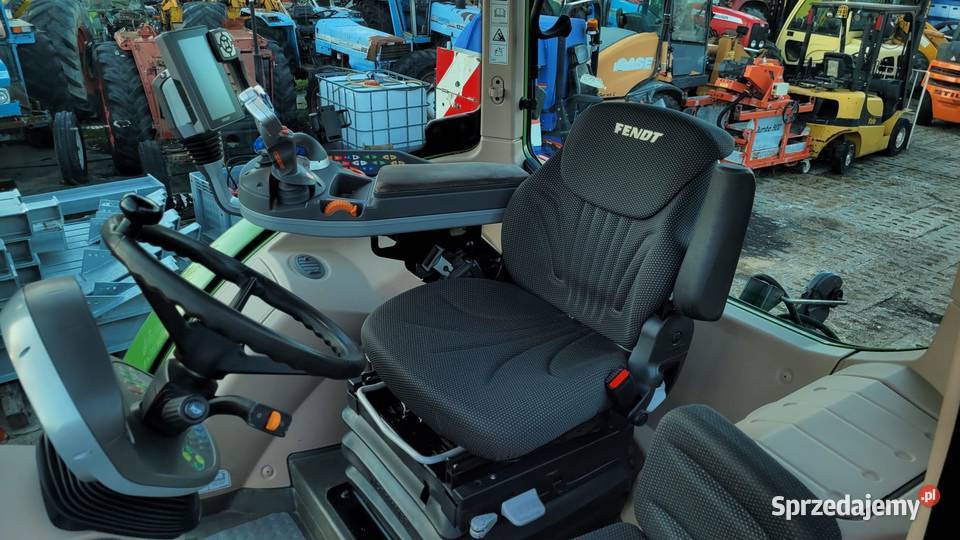 Fendt 720 Vario ciągnik roniczy WOM 540/1000 obr. Zaklików