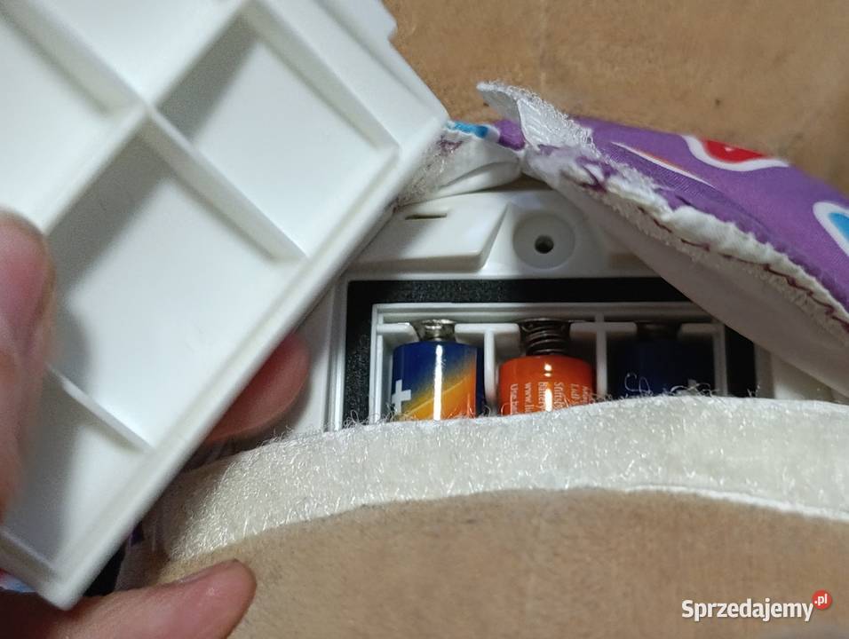 interaktywna pluszowa zabawka edukacyjna Fisher Poznań