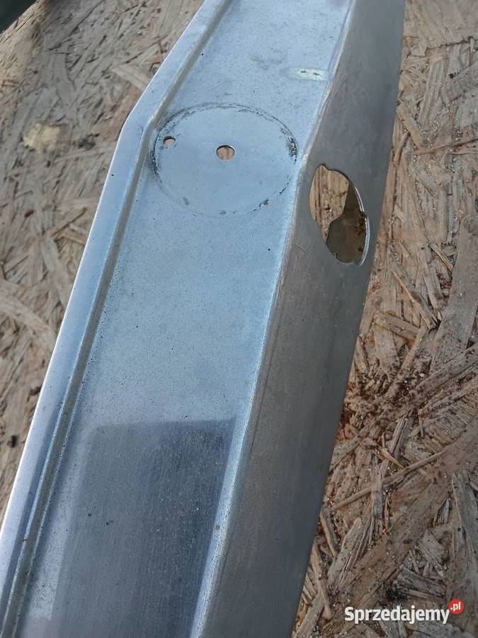 Atrapa Mercedes 123 grill Rok produkcji 1980 Milejewo