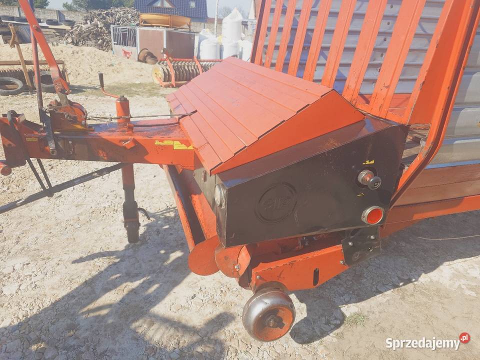 Przyczepa samozbierająca SIP SEMPETER 1 nieuszkodzony Korfantów