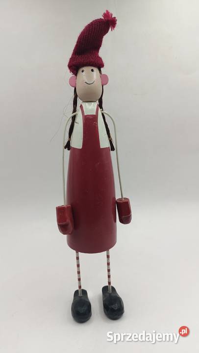 Figurka zimowej dziewczynki w czerwonym stroju Zamość