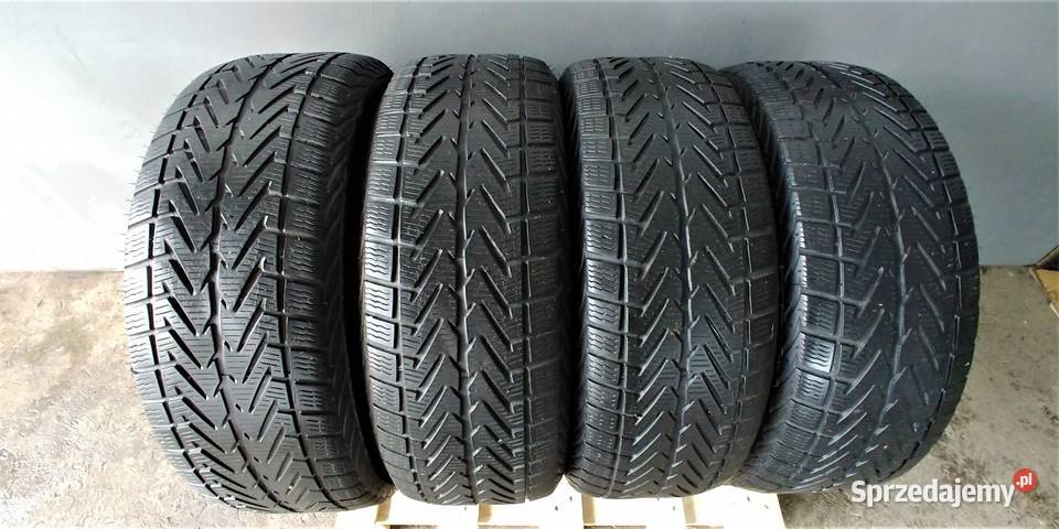 Opony zimowe Vredestein 22560R16 Żelazków