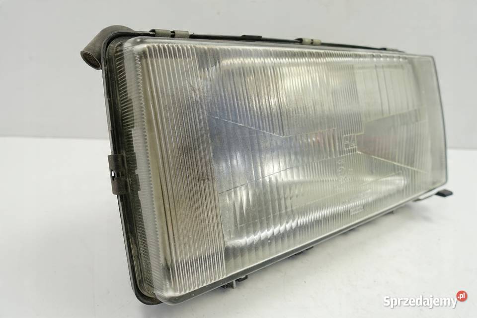 Volvo 740 760 PRZEDNIA LAMPA prawa EUROPA 3 piny osobowe Janów sprzedam