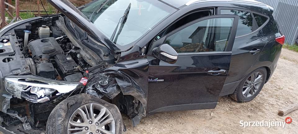 Hyundai ix35 rozbity diesel Bodzentyn sprzedam