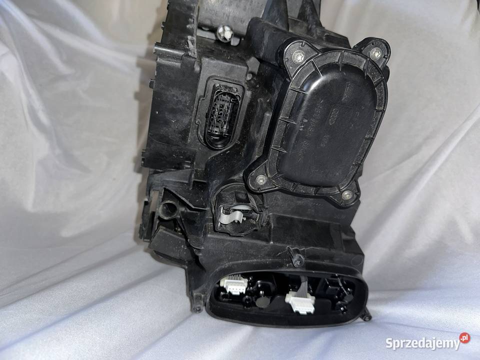 Reflektor Full LED prawy Audi Q2 uszkodzony Leszno