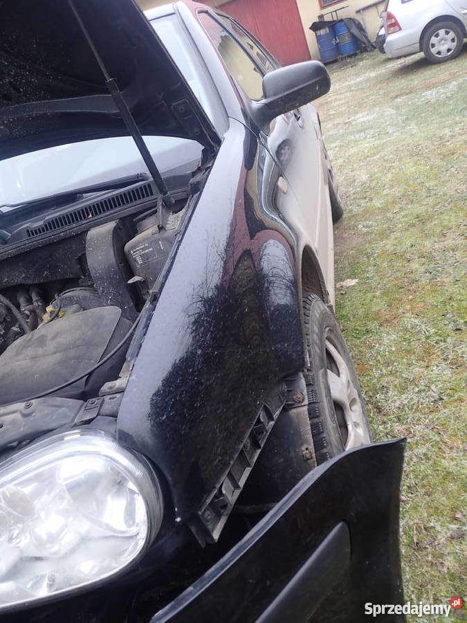 Volkswagen GOLF IV 1999r 14 BENZYNA uszkodzony Białystok