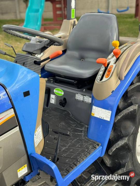 ISEKI Hunter 213 215hp 4x4manualna skrzynia mazowieckie sprzedam