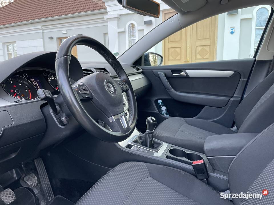 VW PASSAT B7 16 TDI 105 2012 OSZCZĘDNY ZAREJ