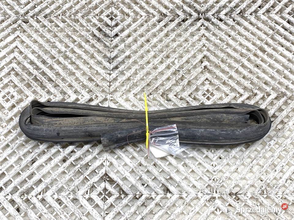 USZCZELKA PROGU PRAWA AUDI Q5 FY SUV