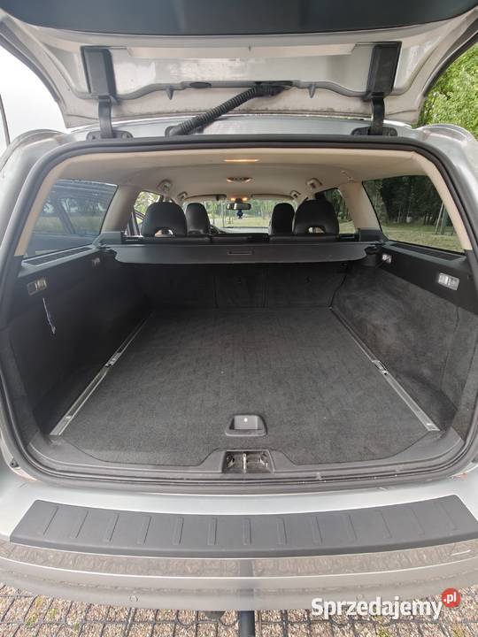 Volvo V70 III 25 P3 Summum 25FT 200 światła przeciwmgielne sprzedam