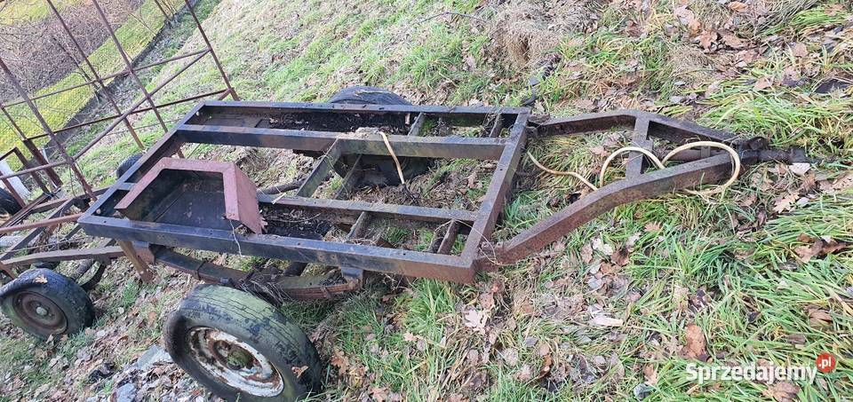 Przyczepki wóz plugi hakowki itp uszkodzony Oświęcim