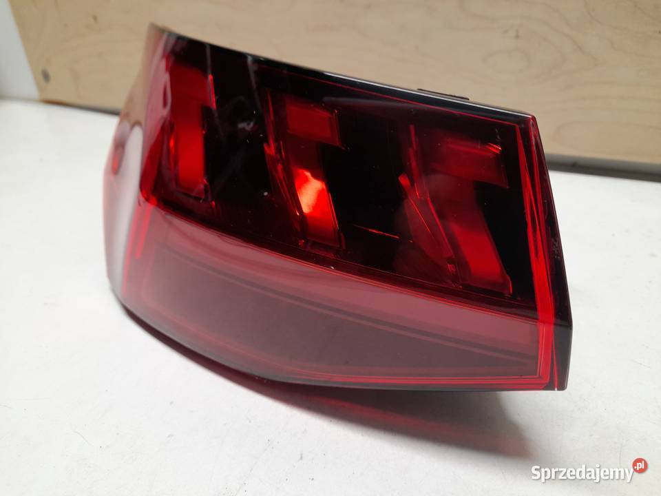 AUDI A3 8Y LAMPA LED LEWA TYLNA 8Y0945207
