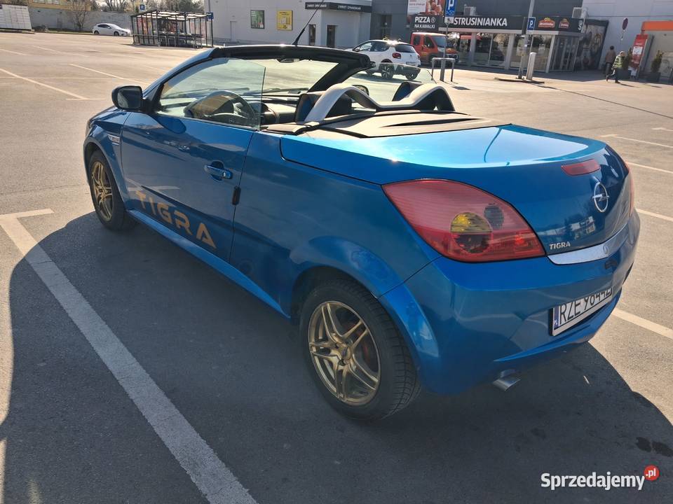 Opel Tigra 2005r 14 bezyna przebieg 158 3900zl Gdańsk sprzedam