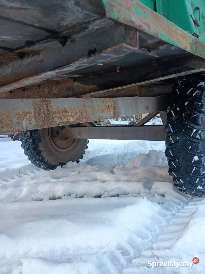 Przyczepa rolnicza jednoosiowa sztywna