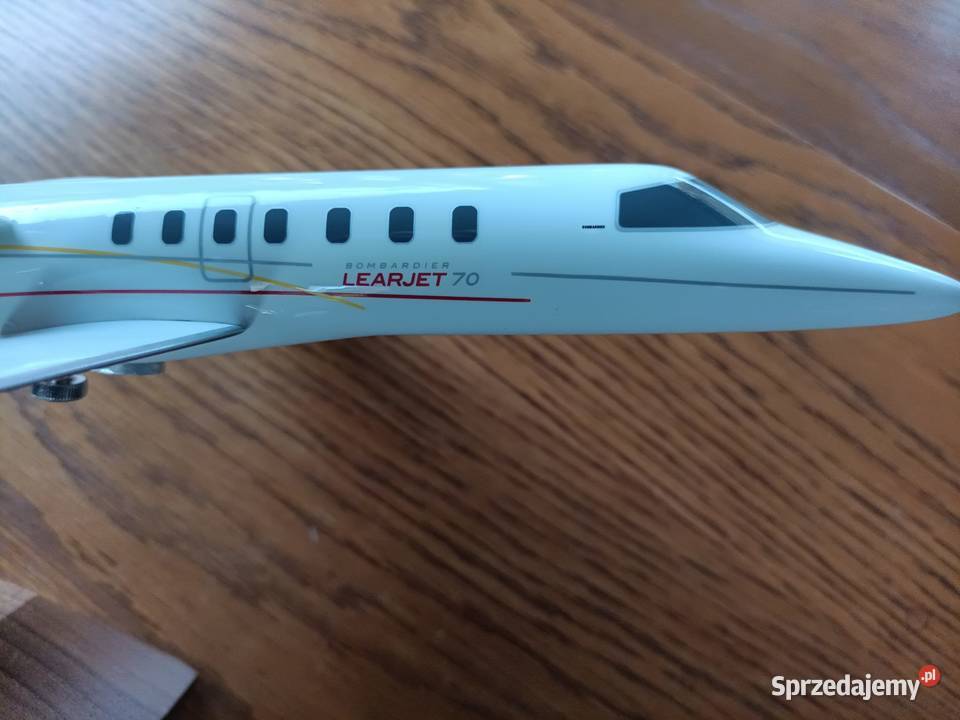 Model samolotu BOMBARDIER Learjet 70 Modelarstwo