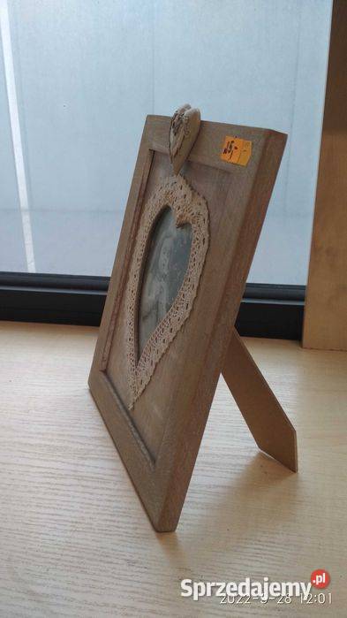 Drewniana ramka na zdjęcia jasny brąz boho serce brązowy Krzeszowice