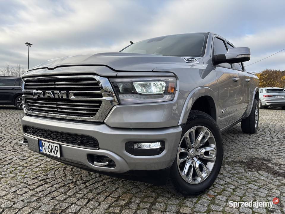 RAM 1500 LARAMIE 57 401 STAN IDEALNY 2022 NOWY szyberdach Iława