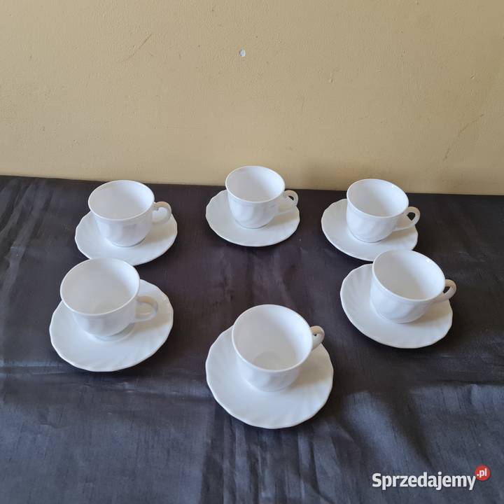 Filiżanki ze spodkiem ARC FRANCE mazowieckie Warszawa