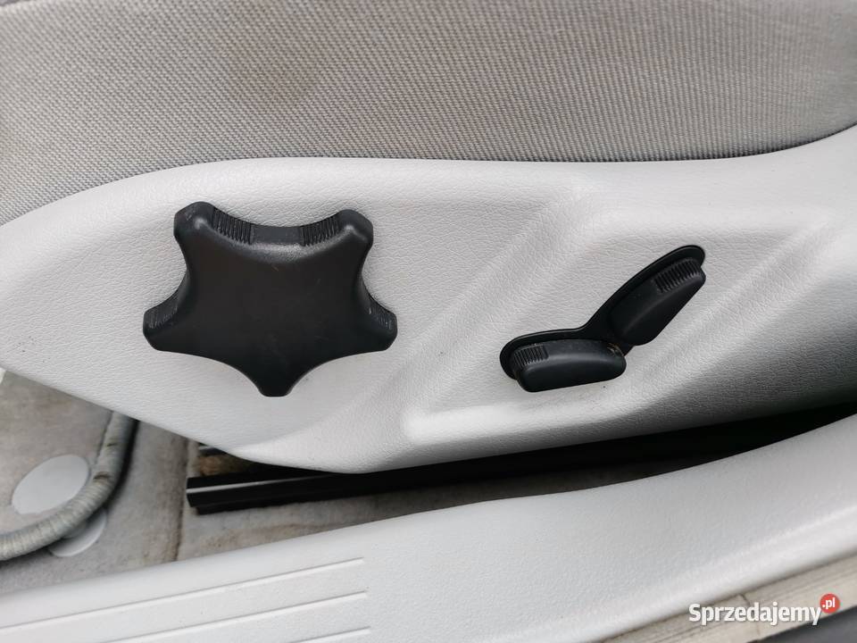 Mercedes c180 kompresor kombi serwisowany bluetooth