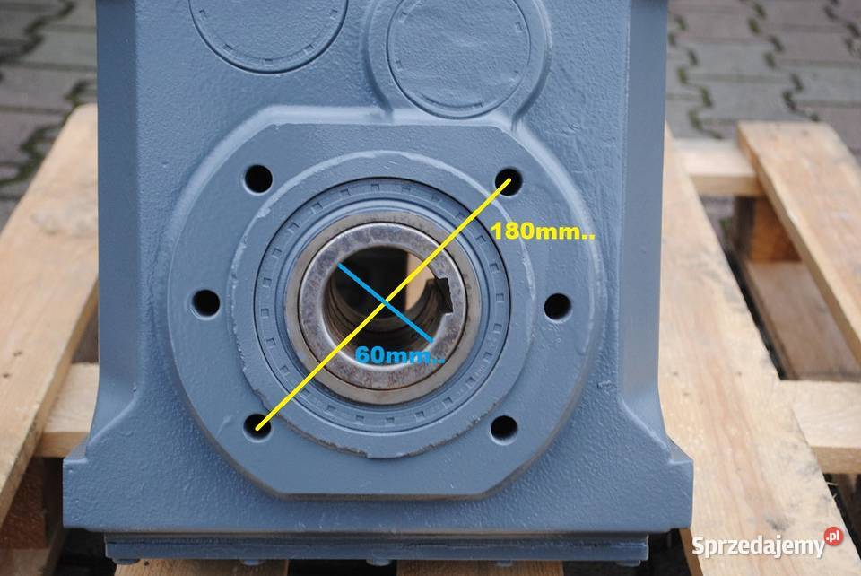 Motoreduktor 15kw 357obrmin Kargowa