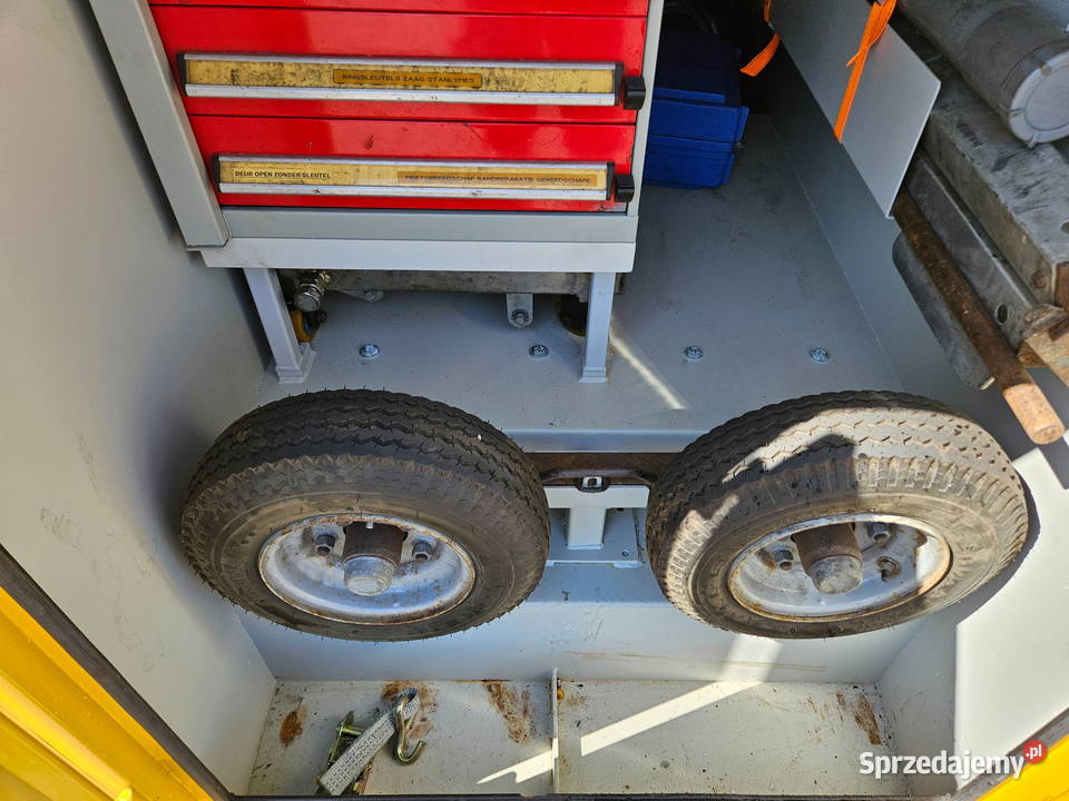 Holownik pomoc drogowa Iveco Daily Rok produkcji 2018 Warszawa sprzedam