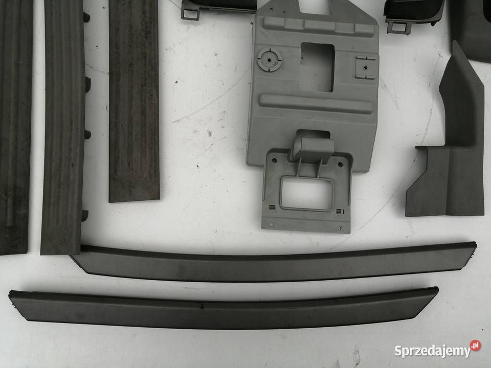 LISTWA PRAWA LEWA DESKI KONSOLI NISSAN TITAN Nowy Tomyśl sprzedam