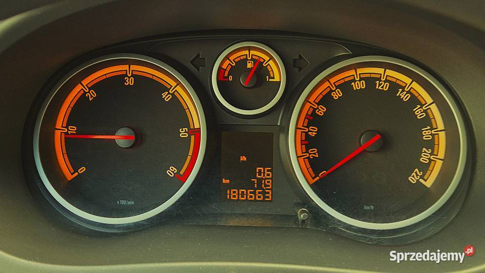OPEL CORSA 13 DIESEL 5 DRZWI ZADBANA Niepołomice