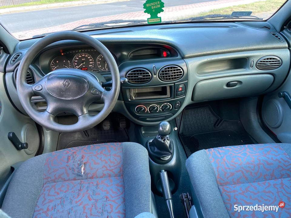 Renault Megane 1998r 14 Benzyna 5 drzwi Długie Nysa
