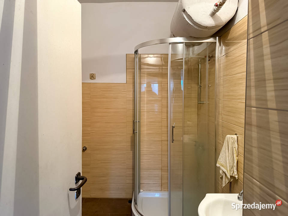 Piękne siedlisko budynki gospodarcze Biskupie węglowe wielkopolskie