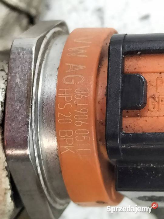 LISTWA WTRYSKOWA 06J906051D 14 TSI Audi A3 II osobowe