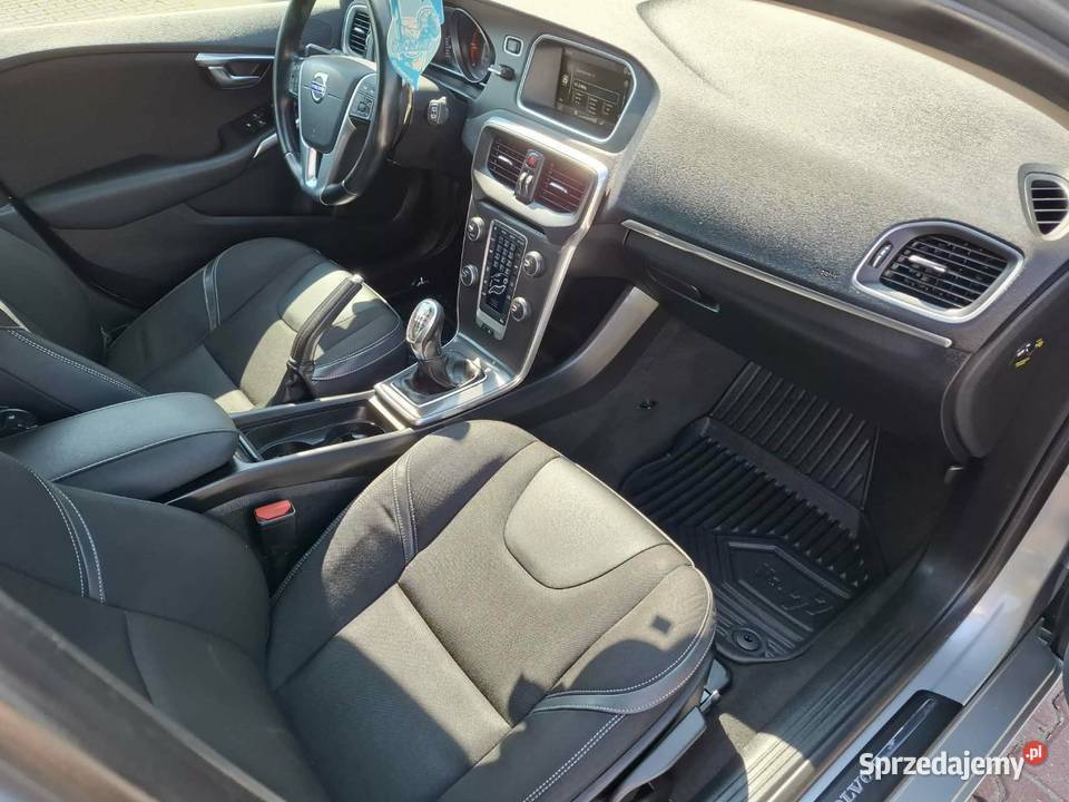 Volvo V40 Samochody osobowe Mordy