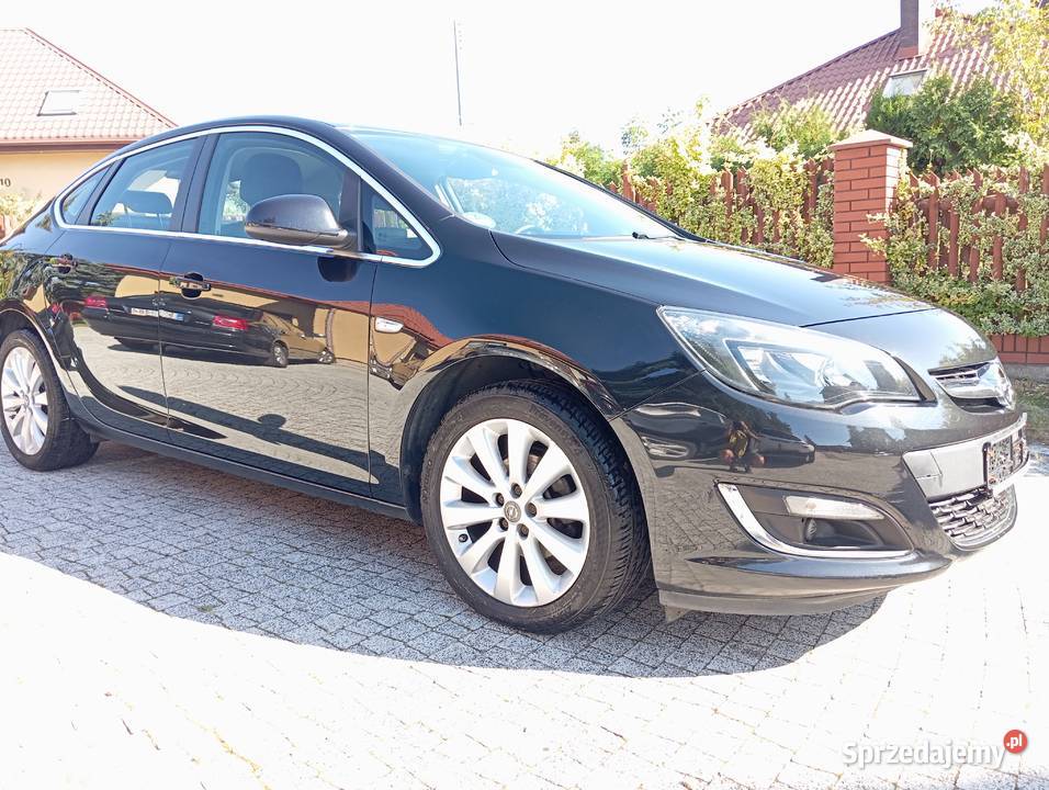 OPEL ASTRA J 14 2014 IDEALNA czarny Ostrołęka
