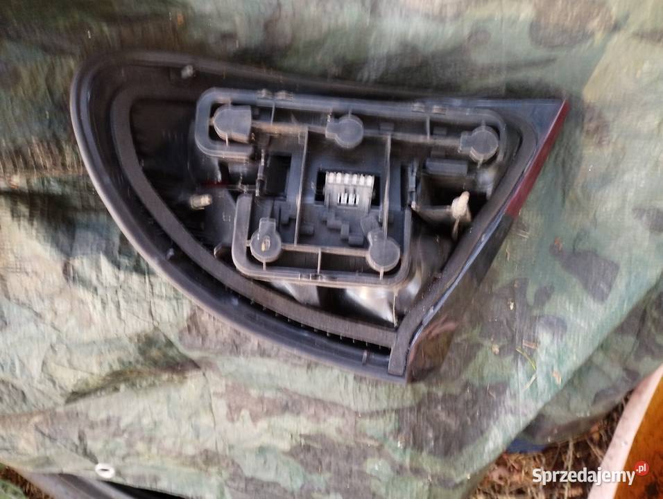 Lampa tylna Tigra lewy tył Sosnowiec