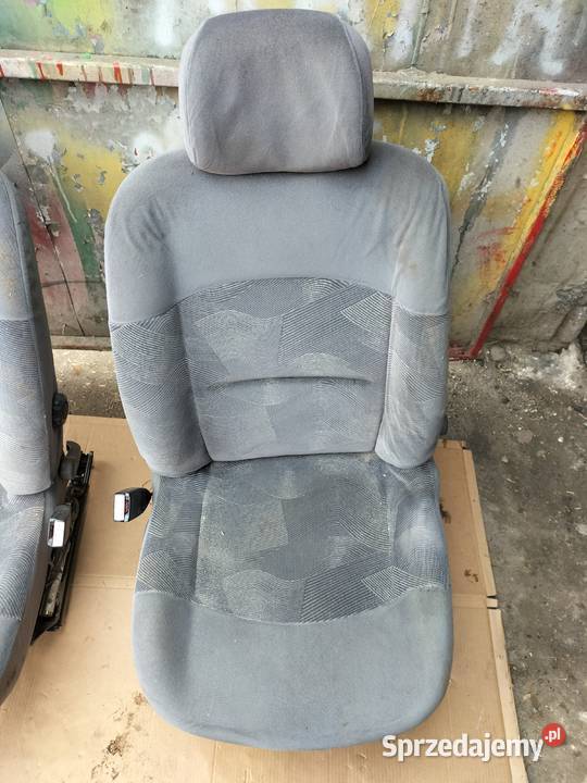 RENAULT CLIO 2 3D SIEDZENIA FOTELE lubelskie