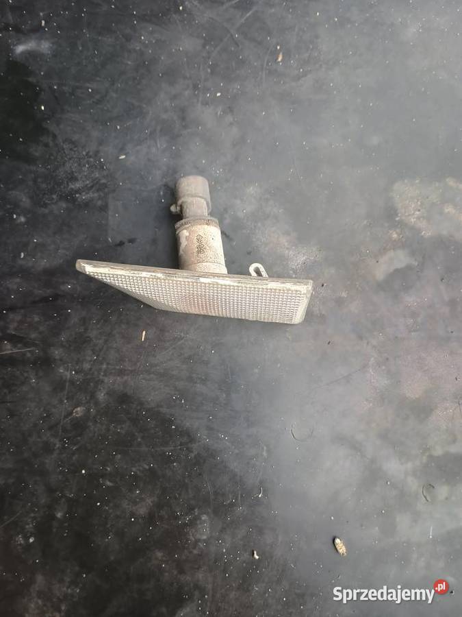 Kierunkowskaz lewy Opel Vectra C Signum osobowe Wola Siennicka