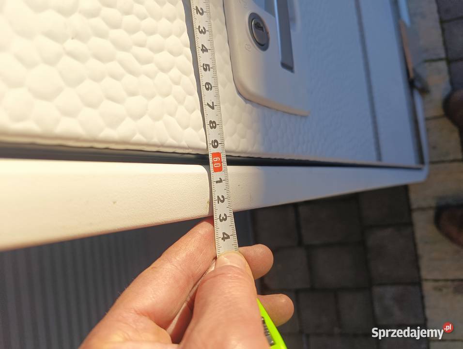 Drzwi przyczepy kempingowej Dethleffs 1725x555 Odrowążek