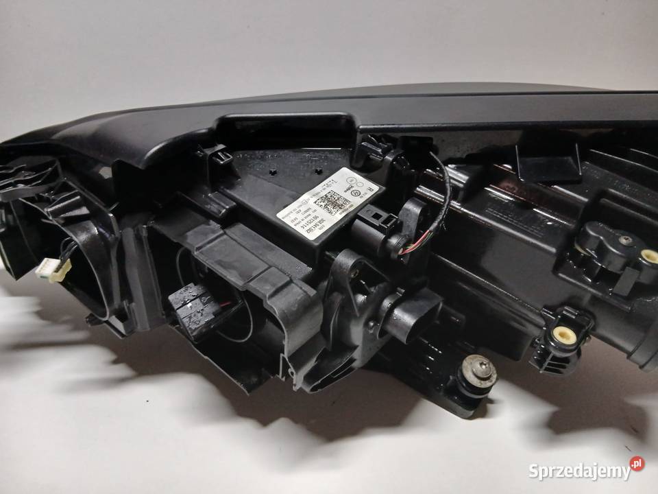 REFLEKTOR PRAWY VW ARTEON FULL LED osobowe Warszawa