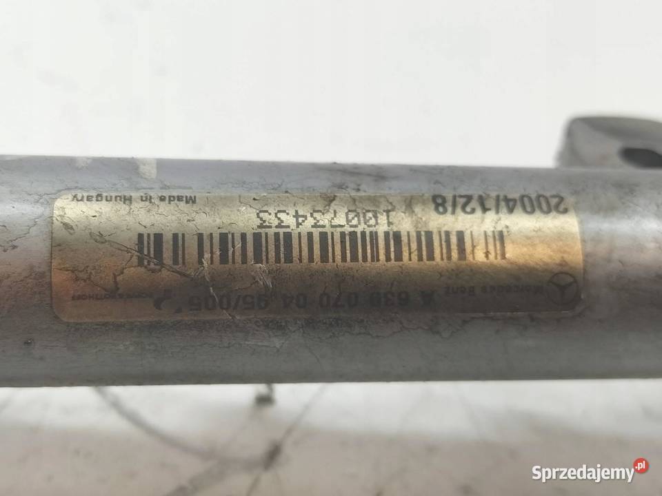 LISTWA WTRYSKOWA A6390700495 15 D Mitsubishi