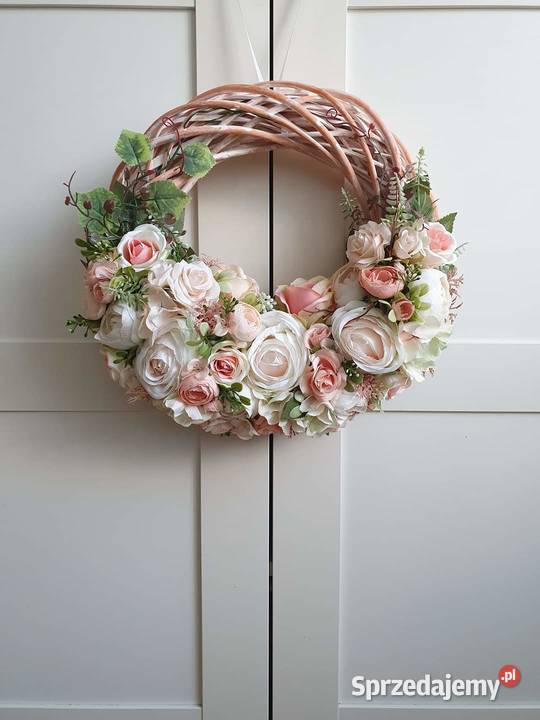 Wianek stroik kompozycja herbaciane róże 35 wielkopolskie Promnice