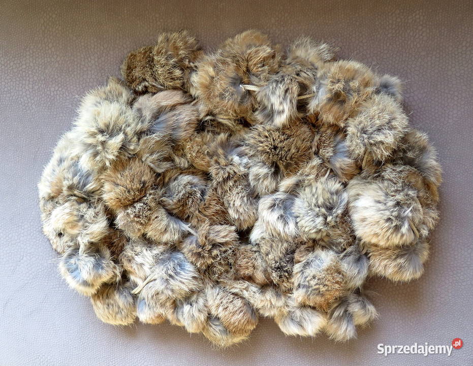 Ciepła etola z futra naturalnego