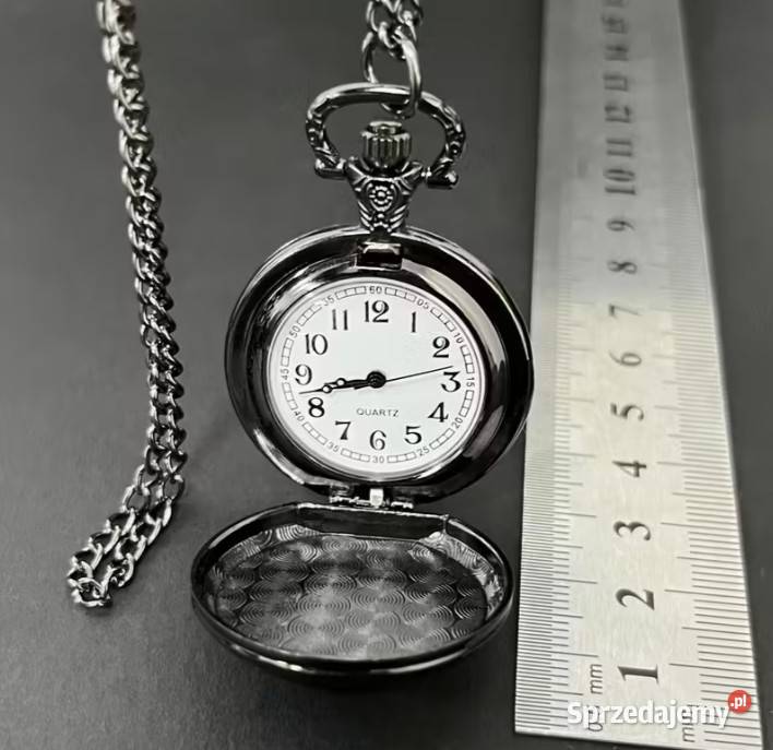 Zestaw akcesoriów fanów gotyku Warszawa