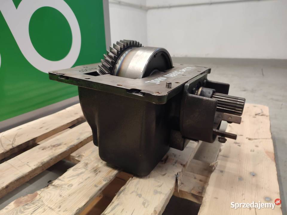 Przystawka przedniego napędu John Deere 6155R Wilkowo