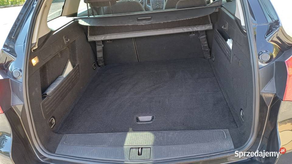 Opel Astra J 14 100 Czarna Perła Astra Ostrowiec Świętokrzyski