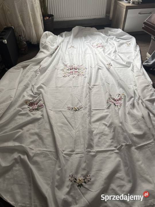 Narzuta biała haftowana śląskie Zabrze