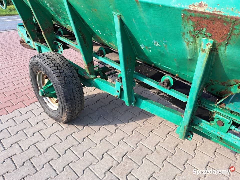 Rozsiewacz materiałów sypkich nawozów wapna Proszowice sprzedam