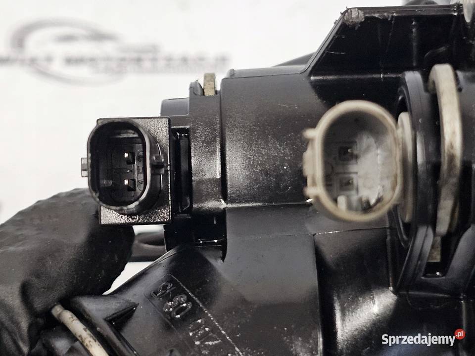 MERCEDES W212 18 B CGI 271860 obudowa termostatu