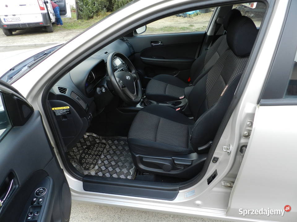 Hyundai i30 Klima 5 Drzwi 14i elektryczne szyby i30 Motoryzacja Olsztyn