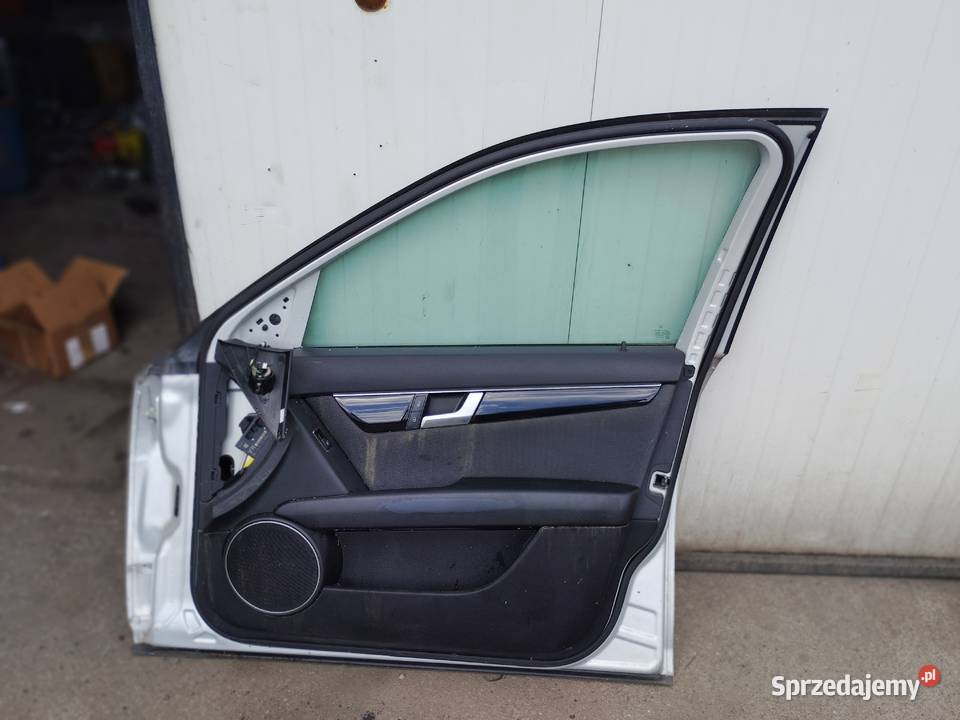 DRZWI PRAWY PRZÓD MERCEDES W204 KOMBI LAKIER 775 Międzychód