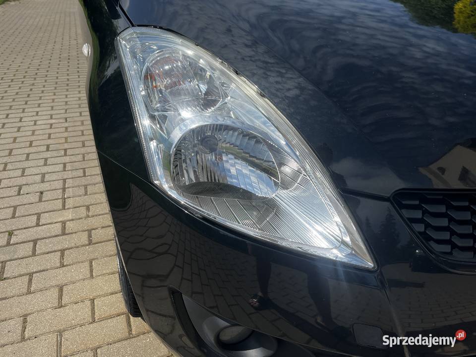 Suzuki Swift 12 Benzyna 2011r manualna Białystok